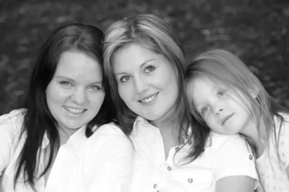 Sue Jordaan and family members